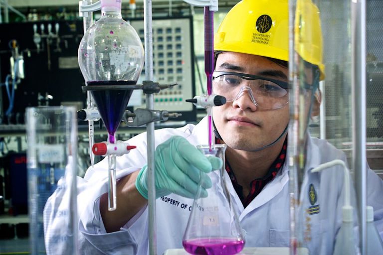 BSc Chemical Engineering with Honours utp SLC Study Abroad